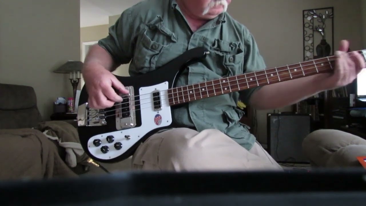 Review New Black and White 4003 Rickenbacker Bass Cover Yes band song Yours is no disgrace see below