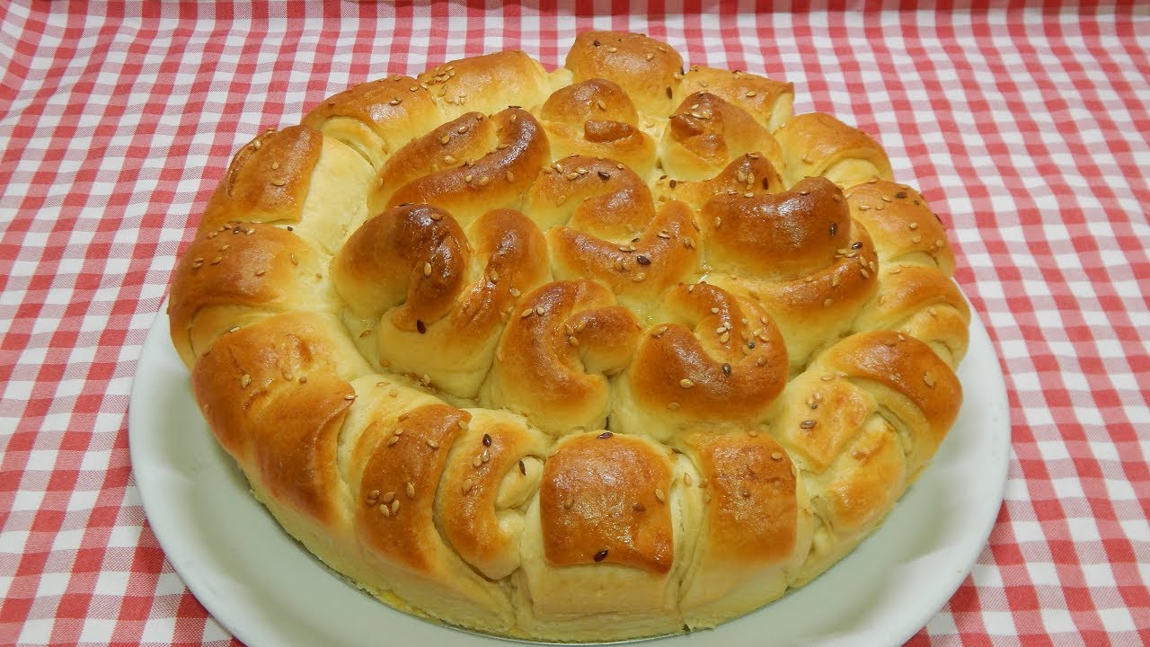 Receta fácil de pan festivo (pogacha)