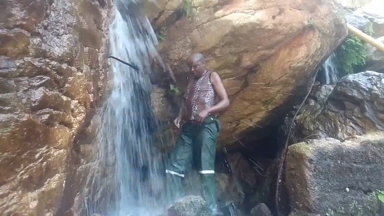 THAPELO E MATLA YA PHORO YA KLOOF