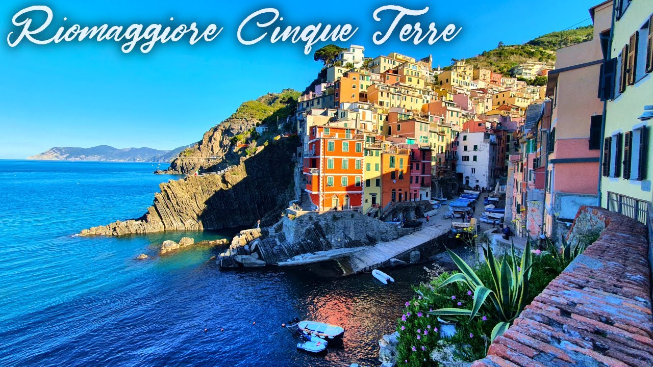 Walking Tour Riomaggiore Cinque Terre Italy