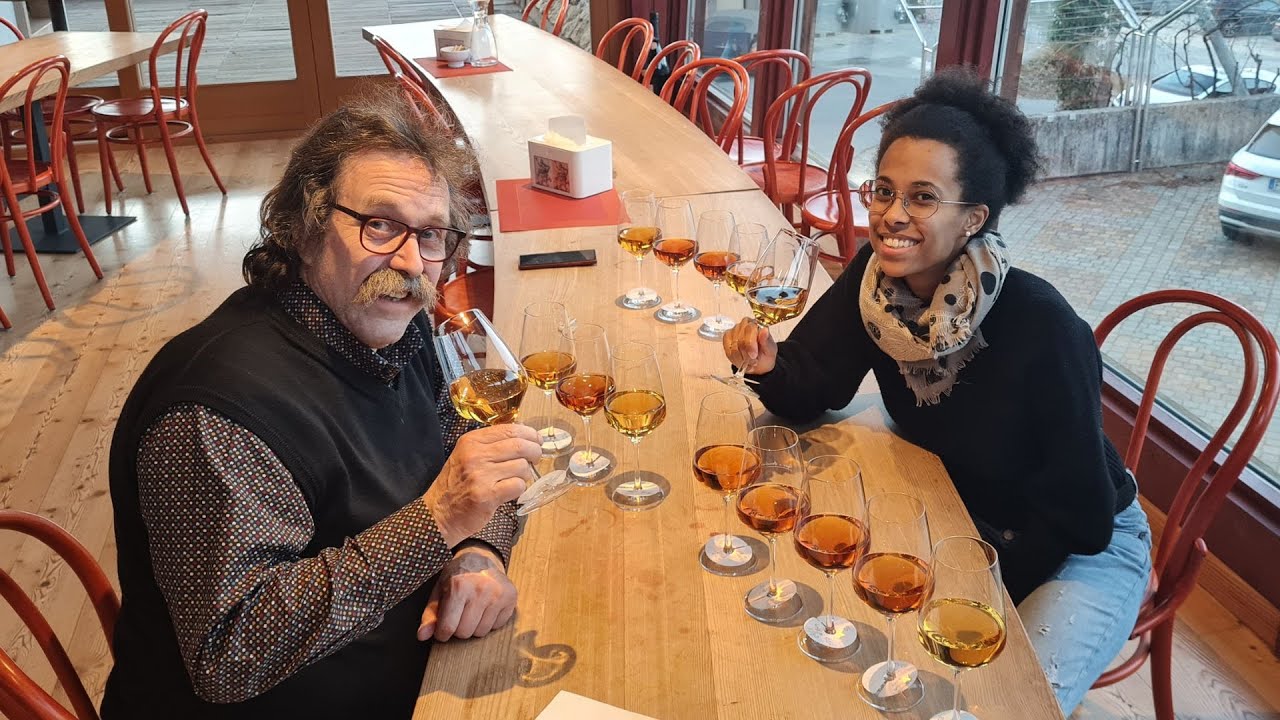 LEZIONE DI BRANDY CON IL BAFFO POJER