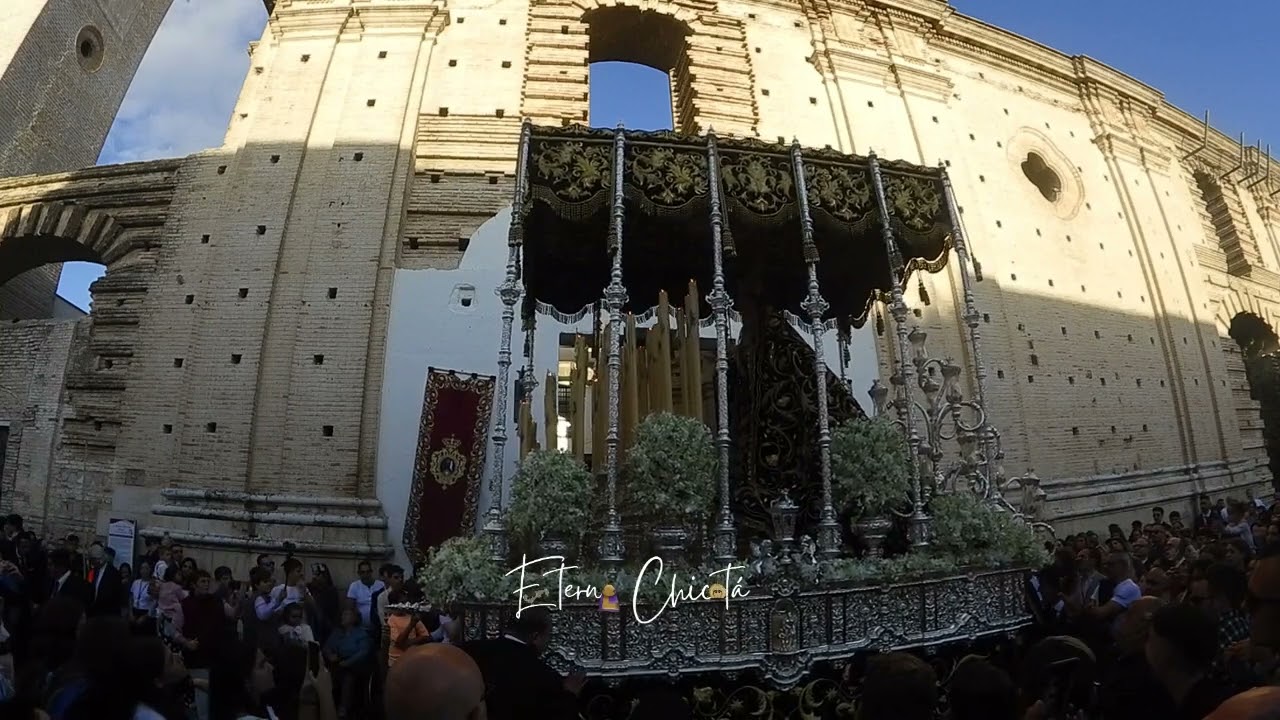 Coronación Canónica Ntra. Sra. de los Dolores Coronada Écija 2023. Procesión Santa Cruz.