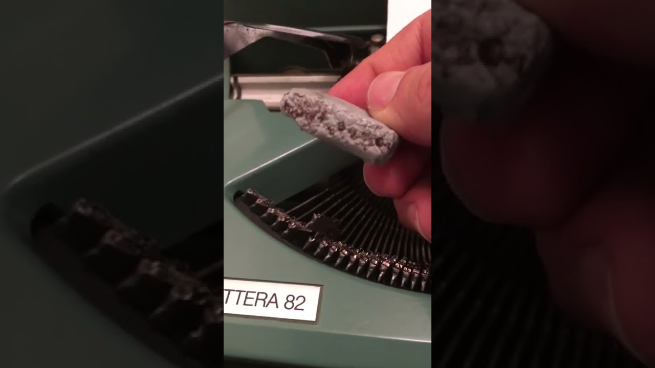 Como usar Limpa-tipos artístico de desenho profissional em máquina de escrever.