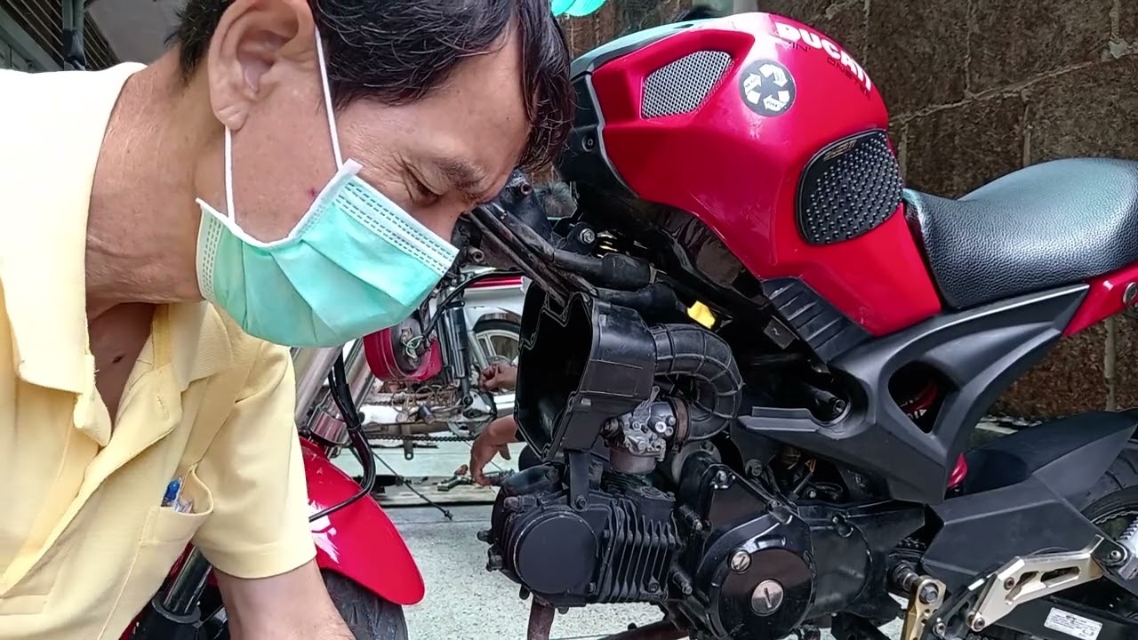 เปลี่ยนไส้กรองอากาศ​ GPX​DEMON​ 125