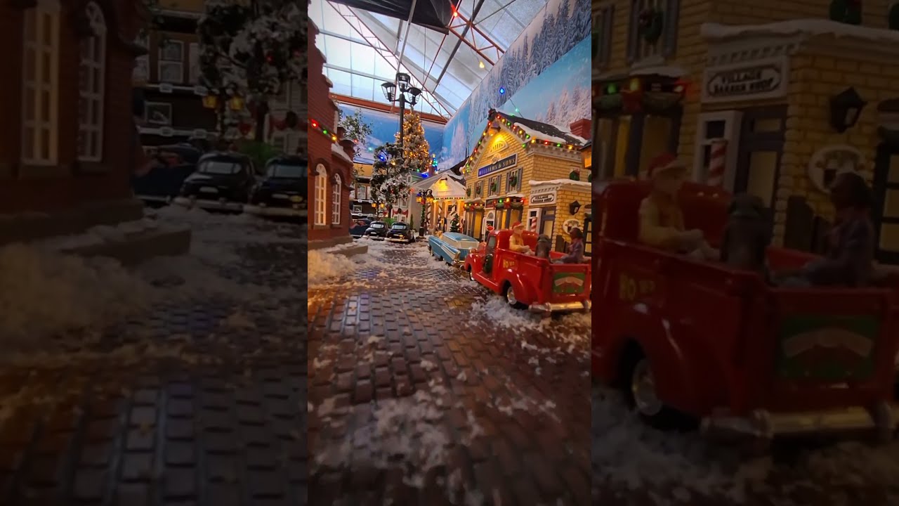 De meest luxueuze kersthuisjes #kerstdorp #kerstshow #kerst #lemaximussamoyed