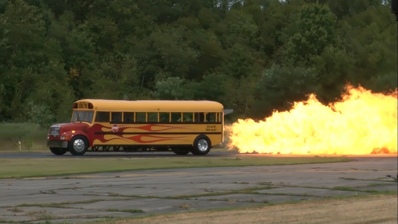 2014 Greenwood Lake Airshow - Jet Powered School Bus