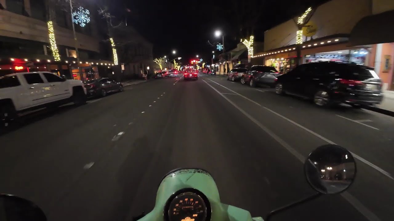 Scooter at Night! POV Cruise - DJI Action 4 at Night Tweaked Settings - Genuine Buddy 125cc