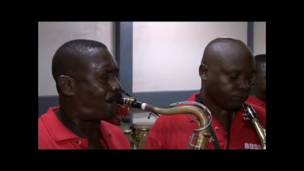 Bossa Combo Live Haiti   Permanante  Medley