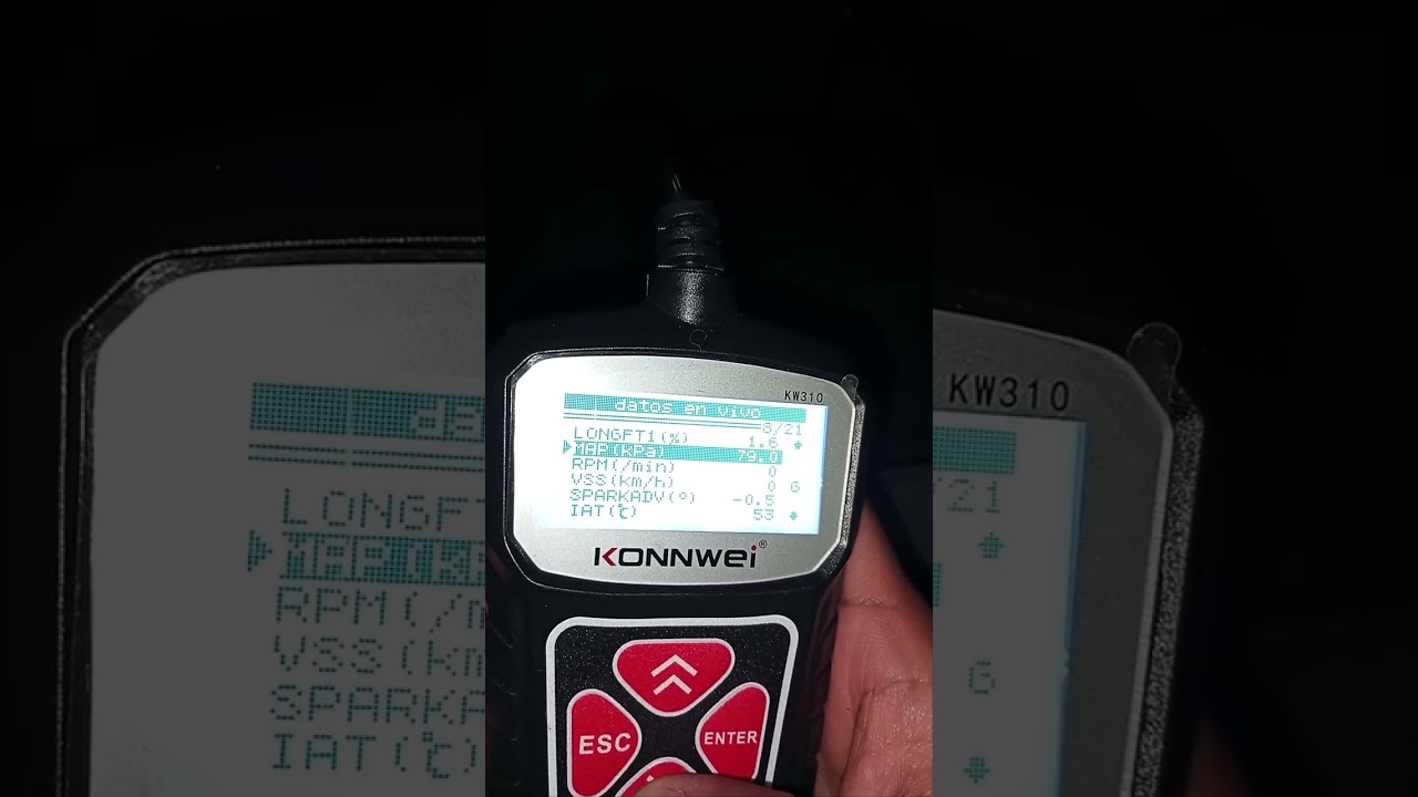 Como usar un Escáner Automotriz?  Konnwei 310 OPINIÓN 