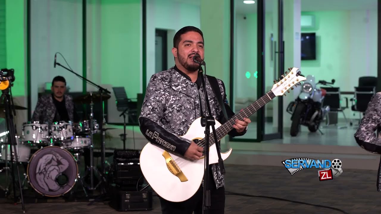 Grupo Comnbate - Fui Gonzalito (En Vivo 2023)