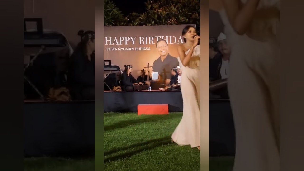 TARAWANGSA SUNDA DI ISTANA TAMAN JEPUN BALI 