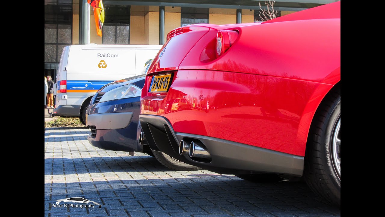 Very LOUD Ferrari 599 GTB Fiorano Start Up!