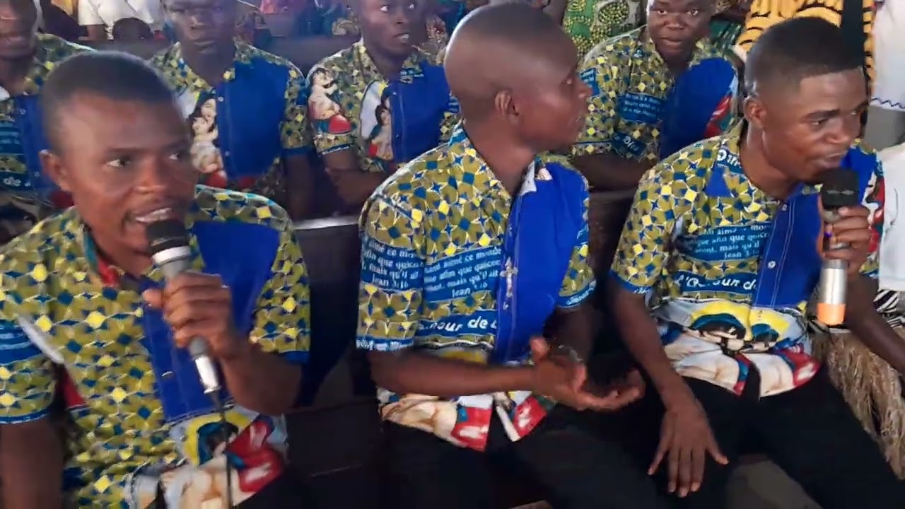 YEZU MUTULAYI avec MATER DEI KGA