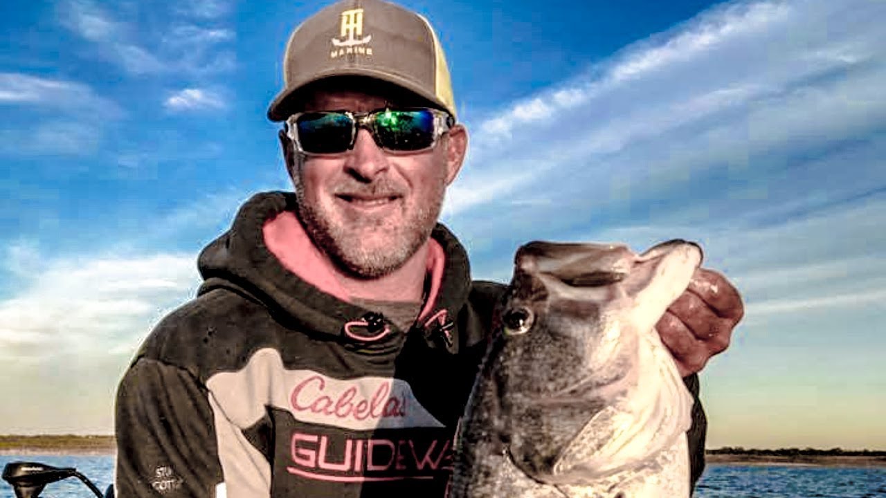 SQUIRREL FISHING Tips - Unbelievable Pre-Spawn Bass Secret