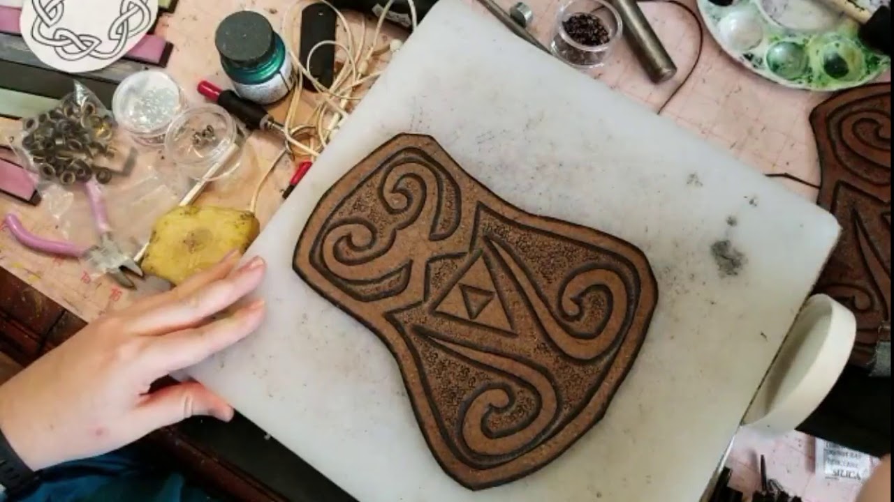 leather armor: cosplay arm guard