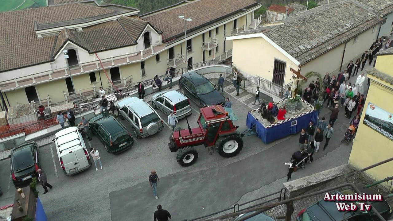 Sant'Agata di Puglia 26 Aprile 2018 Partenza Carri Incoronata