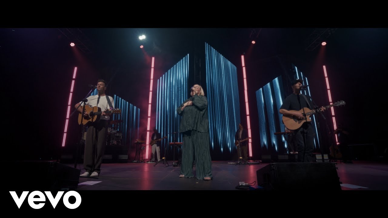 CXMMXNS, Bella Taylor Smith - Still (Live) (Music Video)