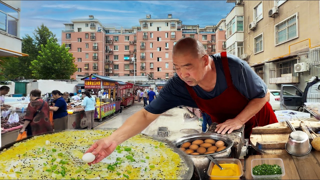 Уличный рынок завтраков в Хэбэе, Китай | Блины с яйцом, хрустящие мясные пирожки и другое!