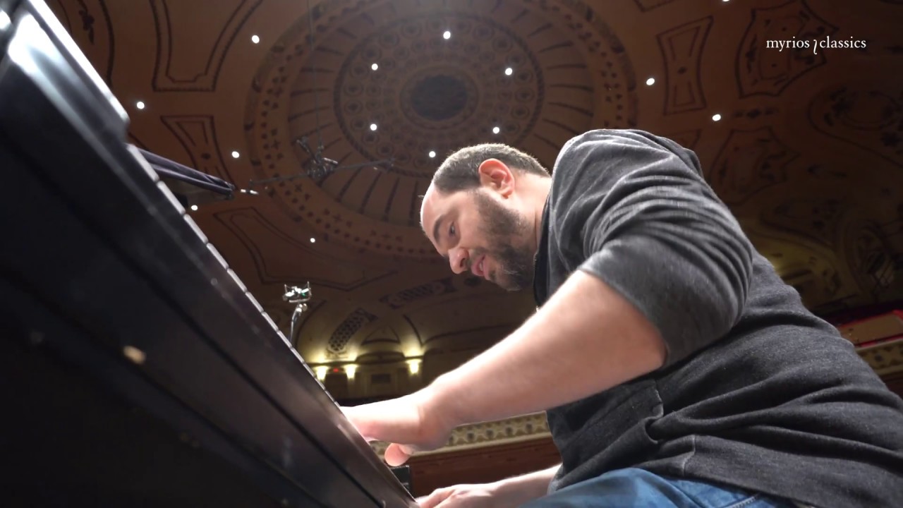 Kirill Gerstein plays 