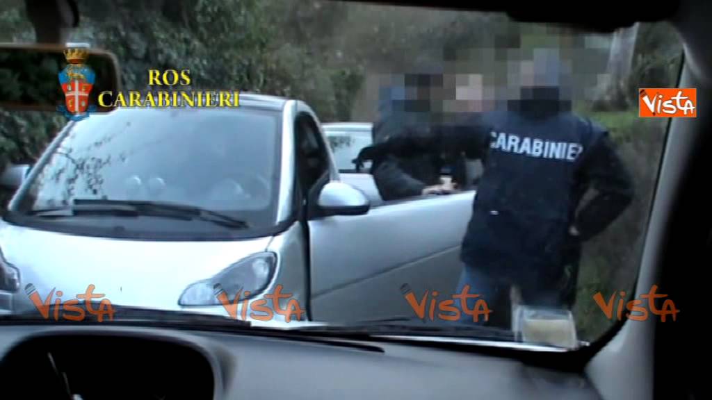 MAFIA ROMA SPETTACOLARI IMMAGINI ROS ARRESTO CARMINATI - 4 Dicembre 2014