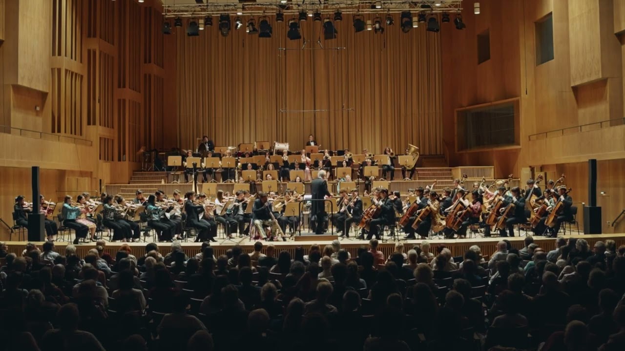 AYO International Tour 2025 RBB Berlin (excerpt)