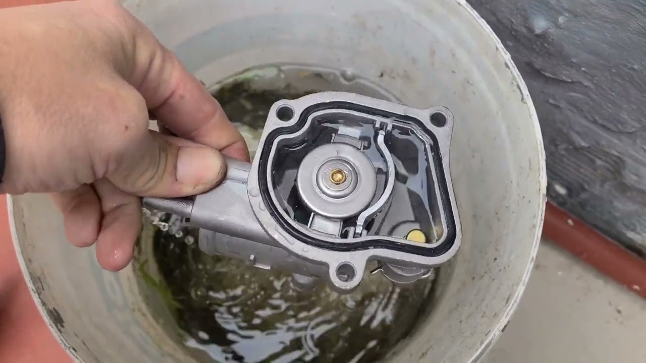 Cambio de termostato de mercedes benz sprinter 313