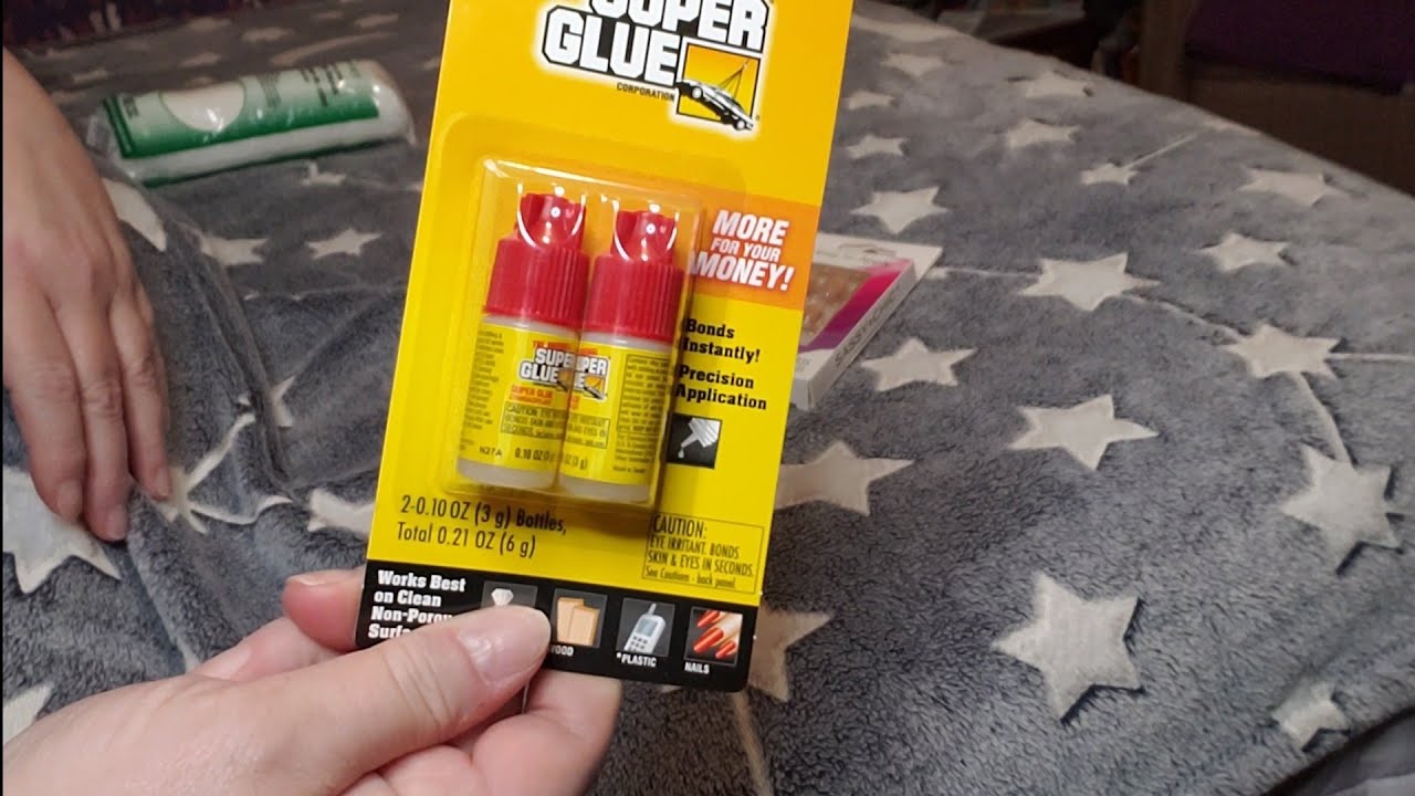HOW I USE SUPER GLUE TO PUT ON MY FAKE NAILS 💅