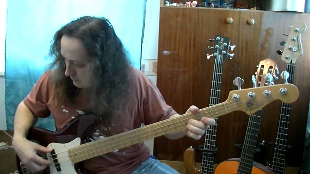 Alice Cooper-Bed of Nails Bass Guitar cover