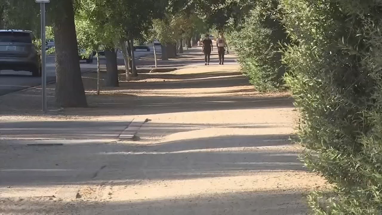 Phoenix proposes adding bike lanes to bridle path on Central Avenue