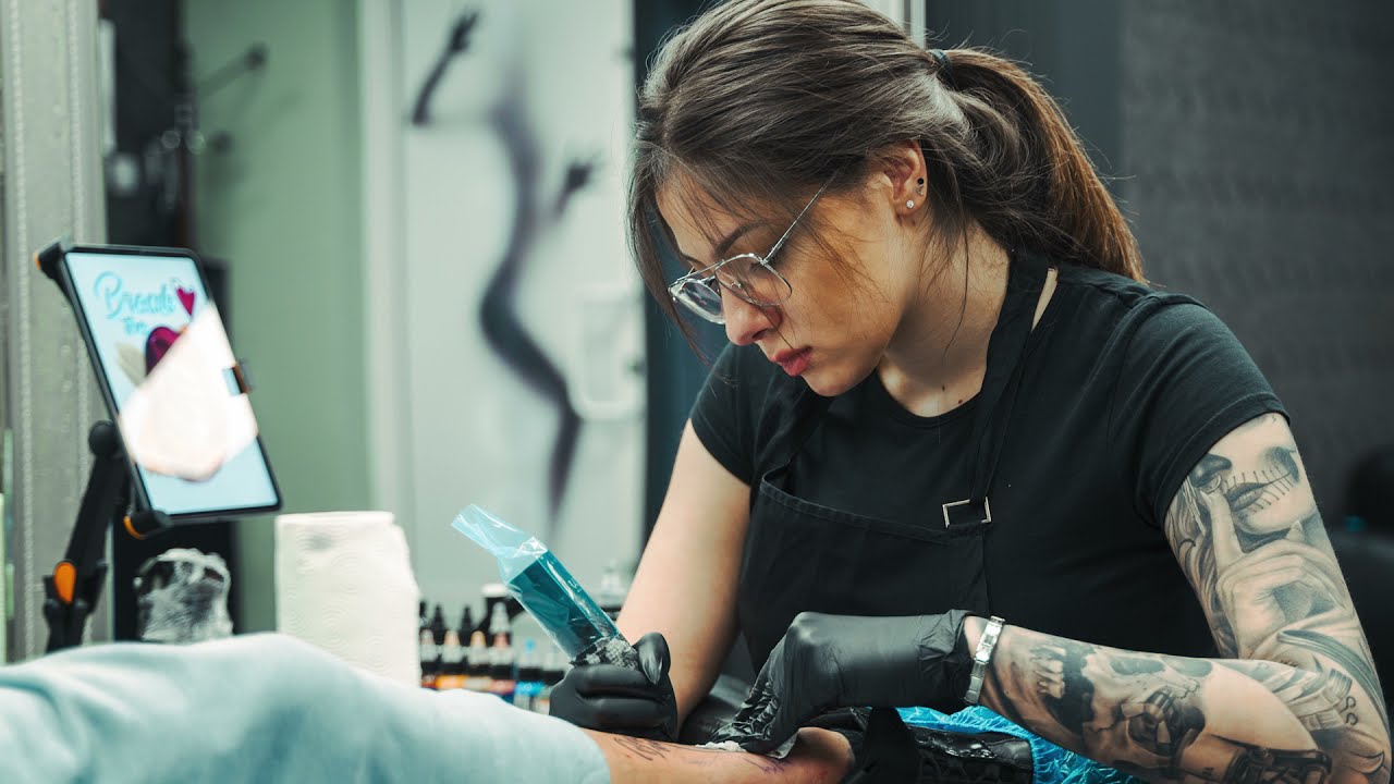 Don't Scream Tattoo | Cinematic Tattoo Video  B-Roll | Sony A7III
