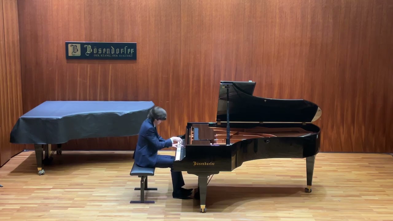 Eduard Gevorgyan, Mozart, Suite KV399, Gigue G-Dur