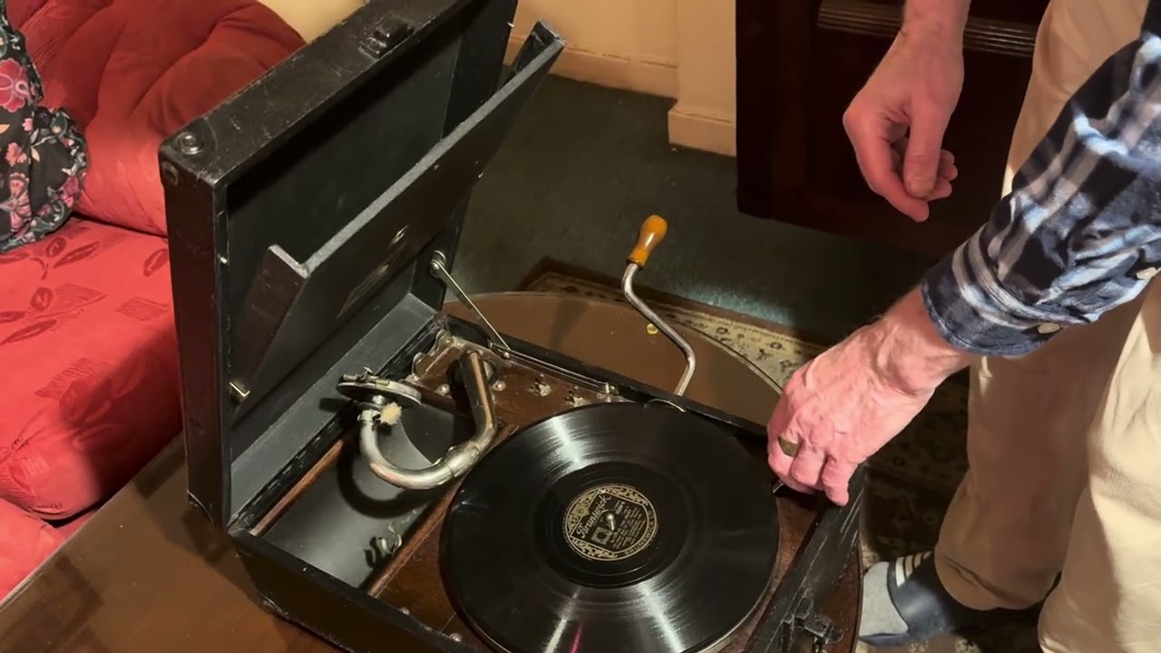Blues in the night played by Jimmy Launchford and his Orchestra