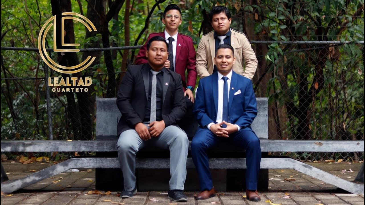 Solo Tú Eres Dios/You Are God Alone - Cuarteto Lealtad.