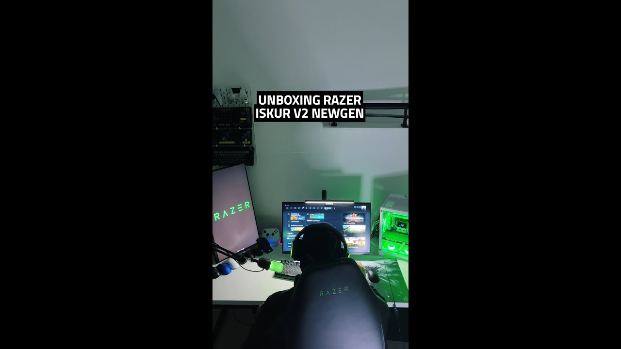 Unboxing the Razer Iskur V2 NewGen