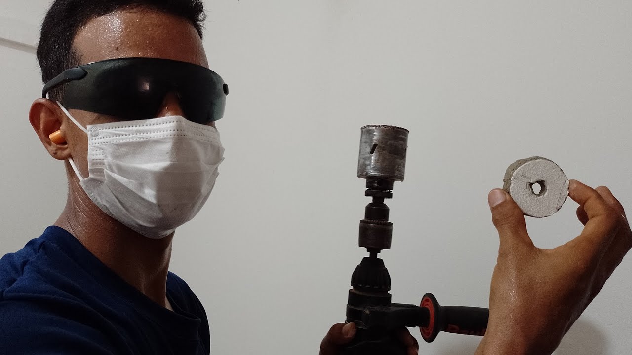 Como taladrar un hueco en la pared para sacar la tubería de conexión de un aire acondicionado?