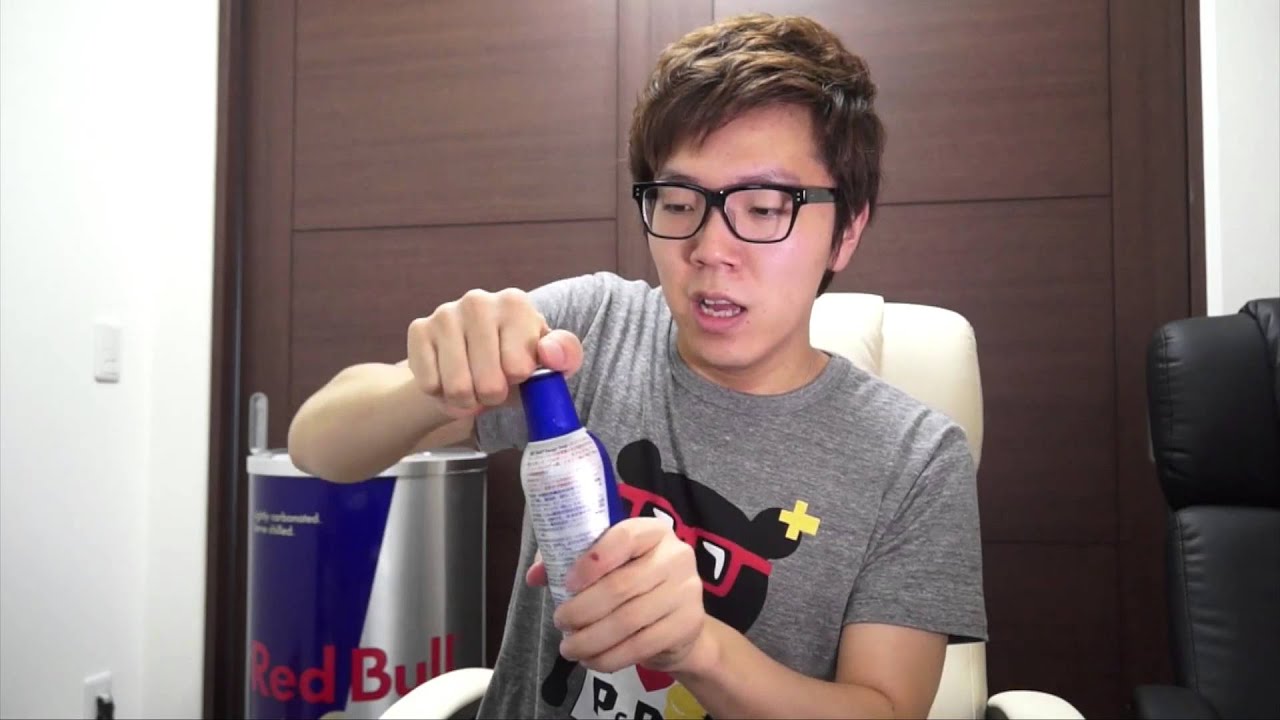 レッドブルのボトルタイプ発売！ウマいしカッコいい！RedBull缶ボトル！