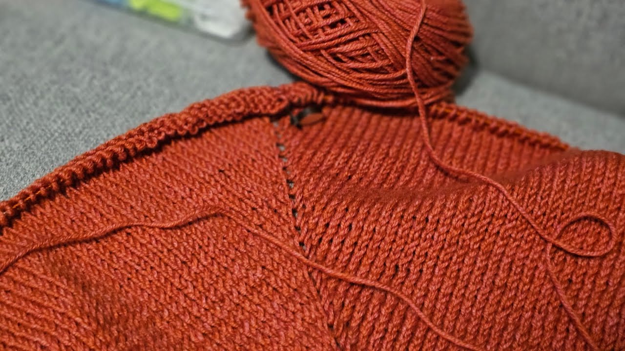 KNITTING THINGS: Knit Vlog