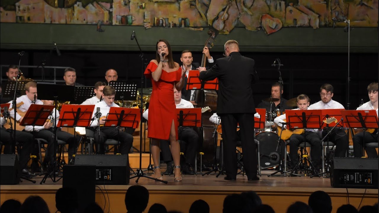 Stiha, stiha povedaj mi mati - Tamburaški orkestar KUD-a Mihovljan i Sabina Kunštek