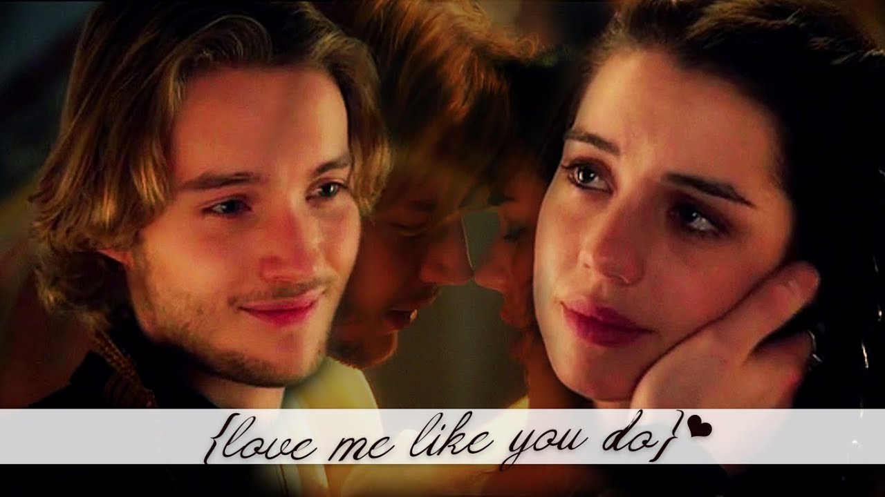 Francis & Mary | Love me like you do