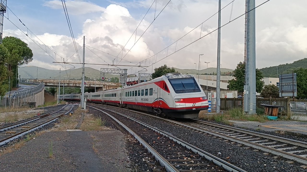 TRENI REGIONALI, INTERCITY, INVII E FRECCIABIANCA ALLA STAZIONE DI SPOLETO!