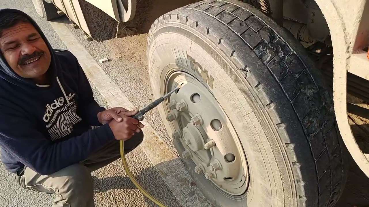How fill air in big loading truck 