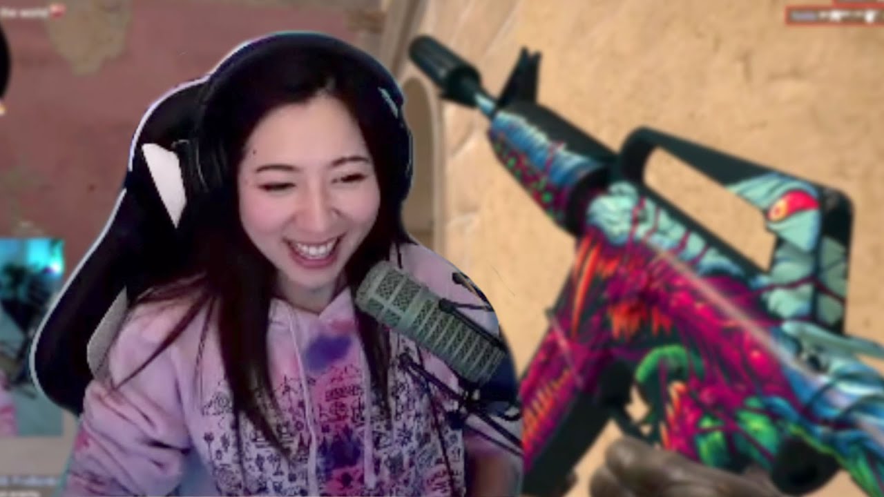 RAIDING A SMALL STREAMER AND WE MADE HIM CRY T__T