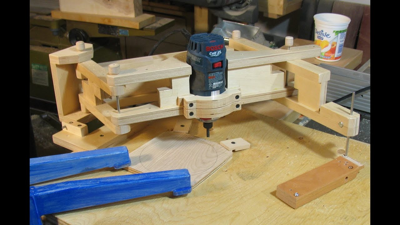 Cutting circles with the pantograph