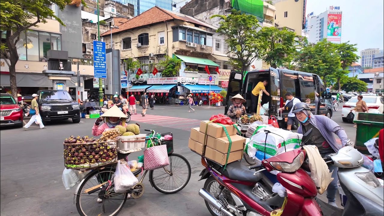 Ben Thanh Market is a famous tourist attraction in Ho Chi Minh City.