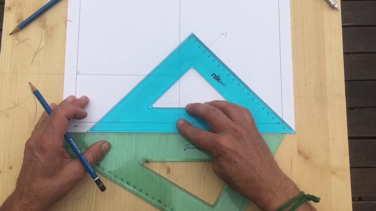 Assonometria cavaliera di una piramide a base rettangolare