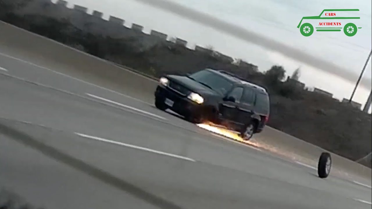 Random and Unexpected Objects on the road #7 || Cars Accidents