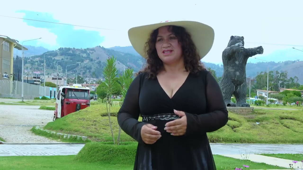 SAYURI ABANTO Y SU AGRUPACIÓN 