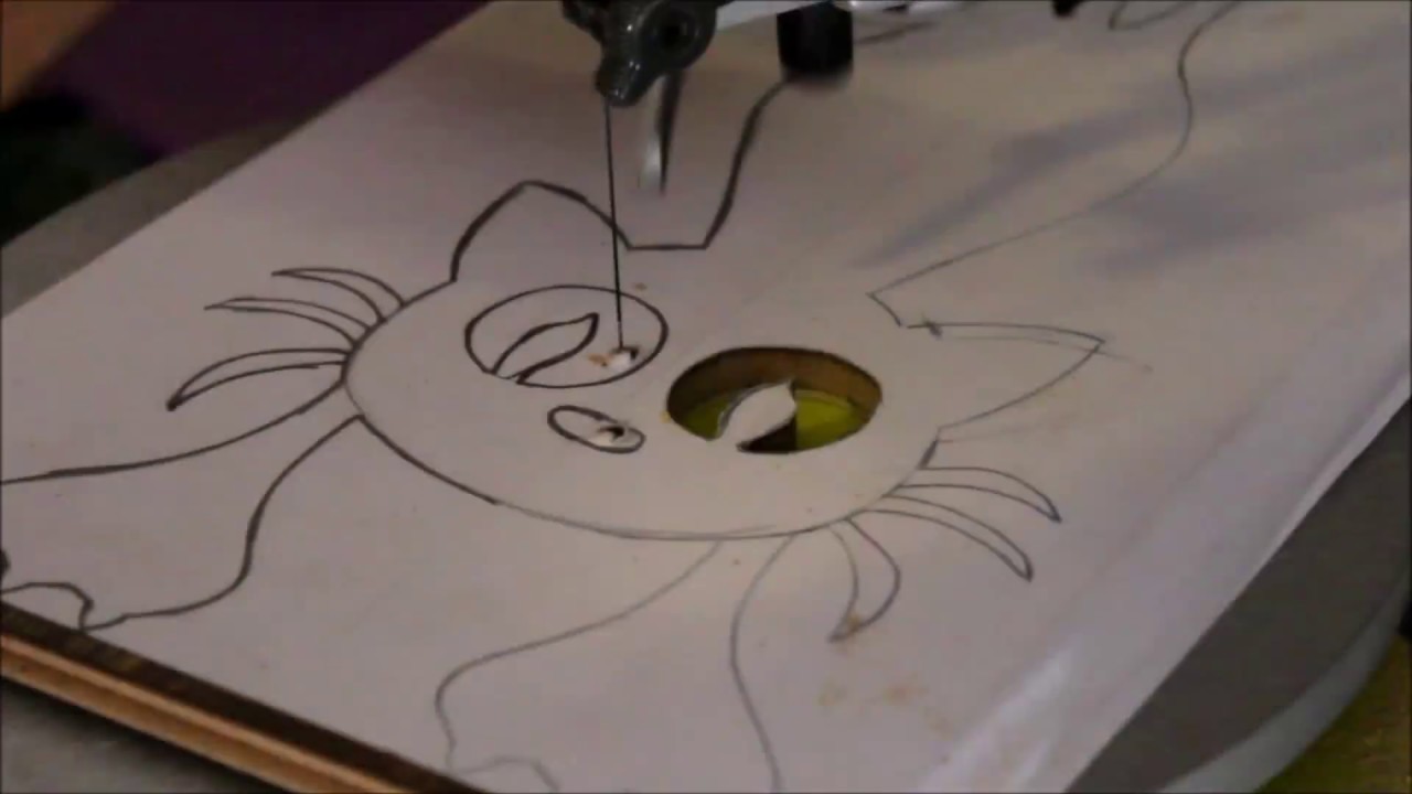 Scroll saw project (black cat for Halloween )