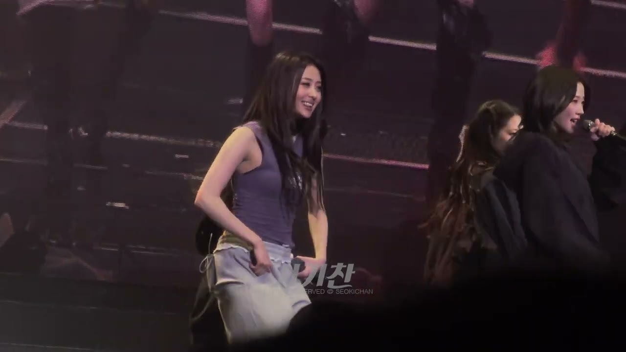 260131 LE SSERAFIM TOUR, EASY CRAZY HOT in Seoul - Different @ Sakura Cam