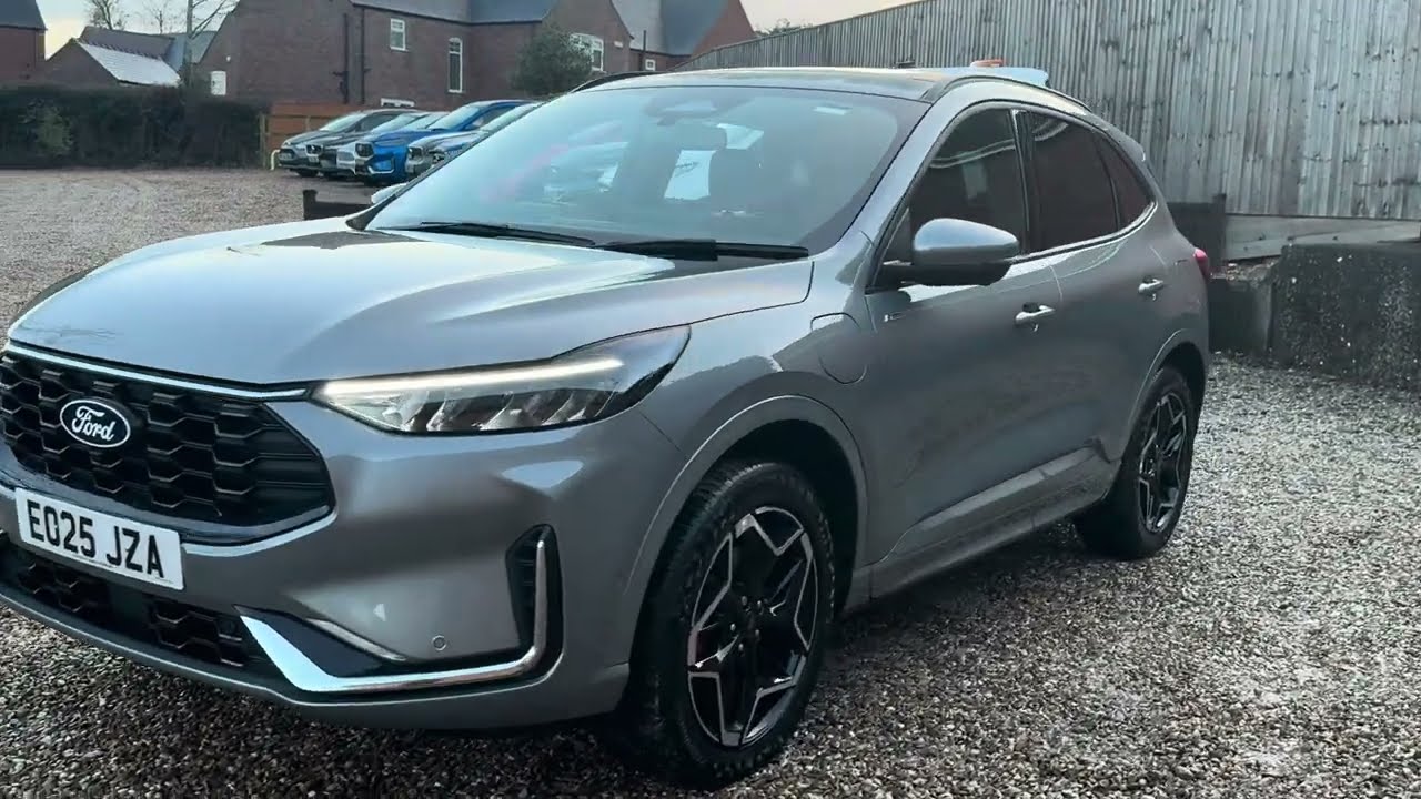 Ford Kuga 2.5 Duratec 14.4kWh ST-Line X CVT Euro 6 (s/s) 5dr
